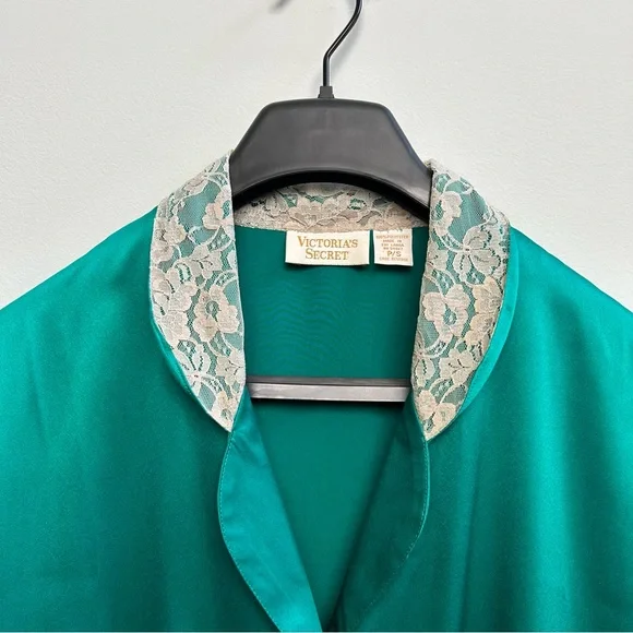 Victoria’s Secret Gold Label Vintage Nightgown Sleep Shirt, Size P/S - Picture 7 of 8